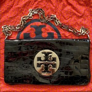 Tory Burch Black Parent Leather Reva Clutch